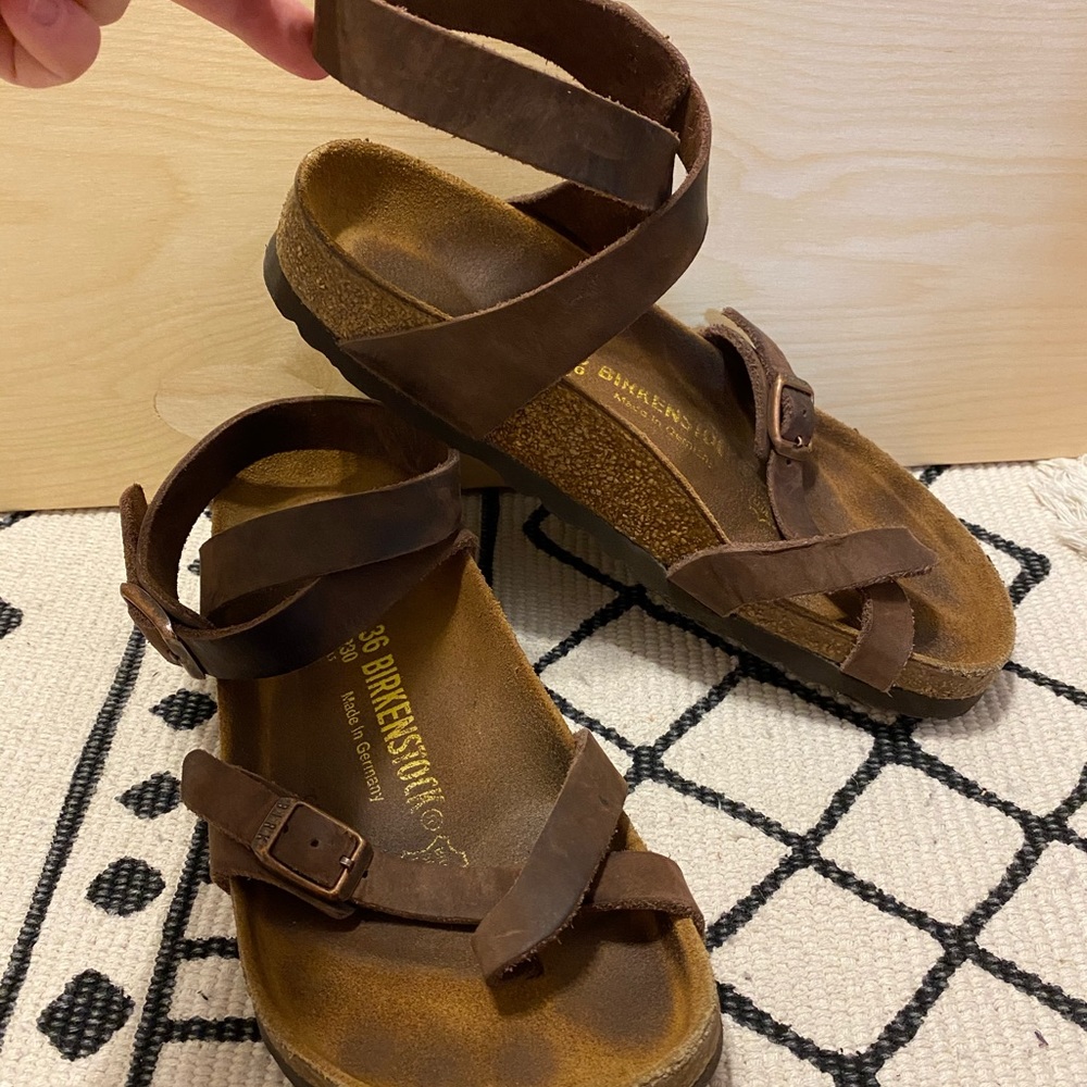 Birkenstock Yara Sandal